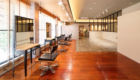 BRICK HAIR&SPA 松山（ブリック ヘアアンドスパ マツヤマ）