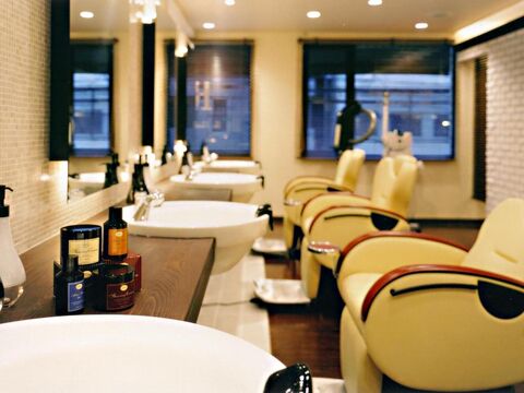 Re homme（レ オム）